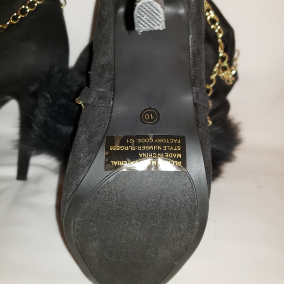 Black Knee High Chain Fur Suede Boots - Picture 2 of 4